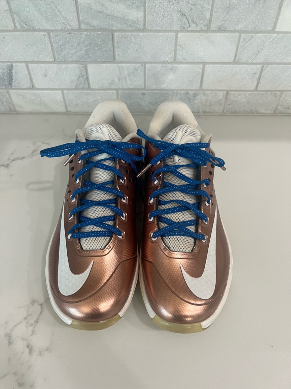 Nike Zoom Bronze Low-Top Sneakers with Blue Laces